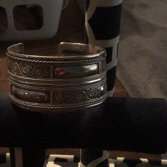 GORGEOUS SOLID STERLING SILVER CUFF BRACELET - Picture 2 of 5